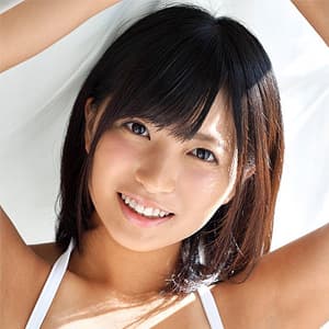 根尾あかり