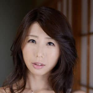 篠田あゆみ