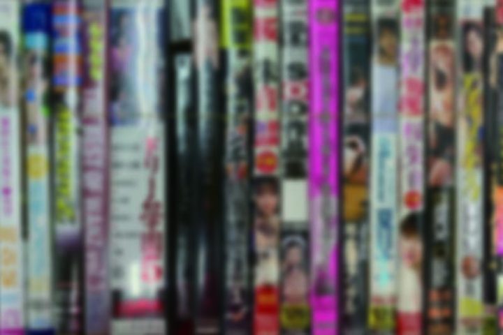 「千葉」のお客様より、アダルトDVD・同人誌・成人コミック77点買取させて頂きました